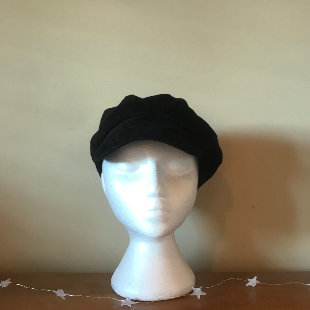 Cute fisherman/paper boy hat!